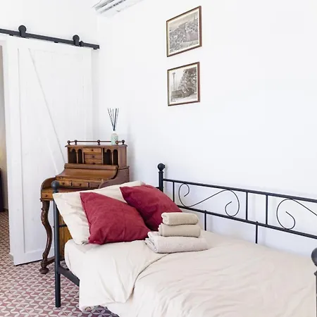 Trullo Il Divenire * Martina Franca